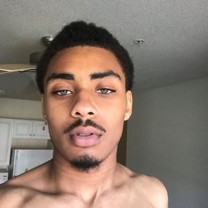 Meet your Posher, Clayton